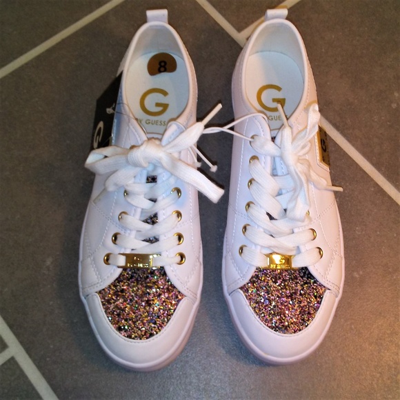 guess tennis shoes glitter